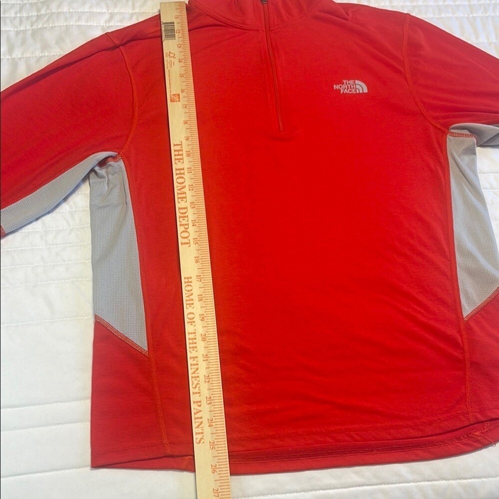 The North Face Red and Gray Pullover - Picture 4 of 5